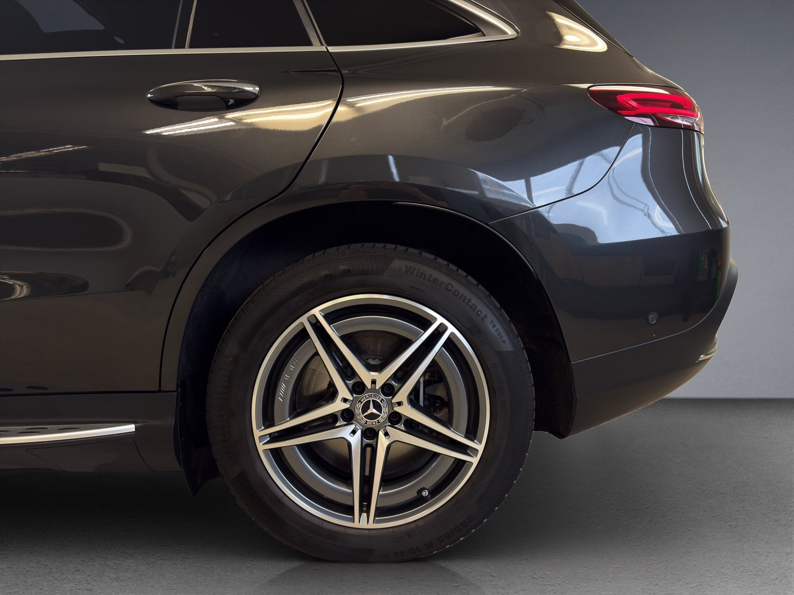 MERCEDES-BENZ EQC 400 AMG Line 4Matic, Électrique, Occasion / Utilisé, Automatique - 5
