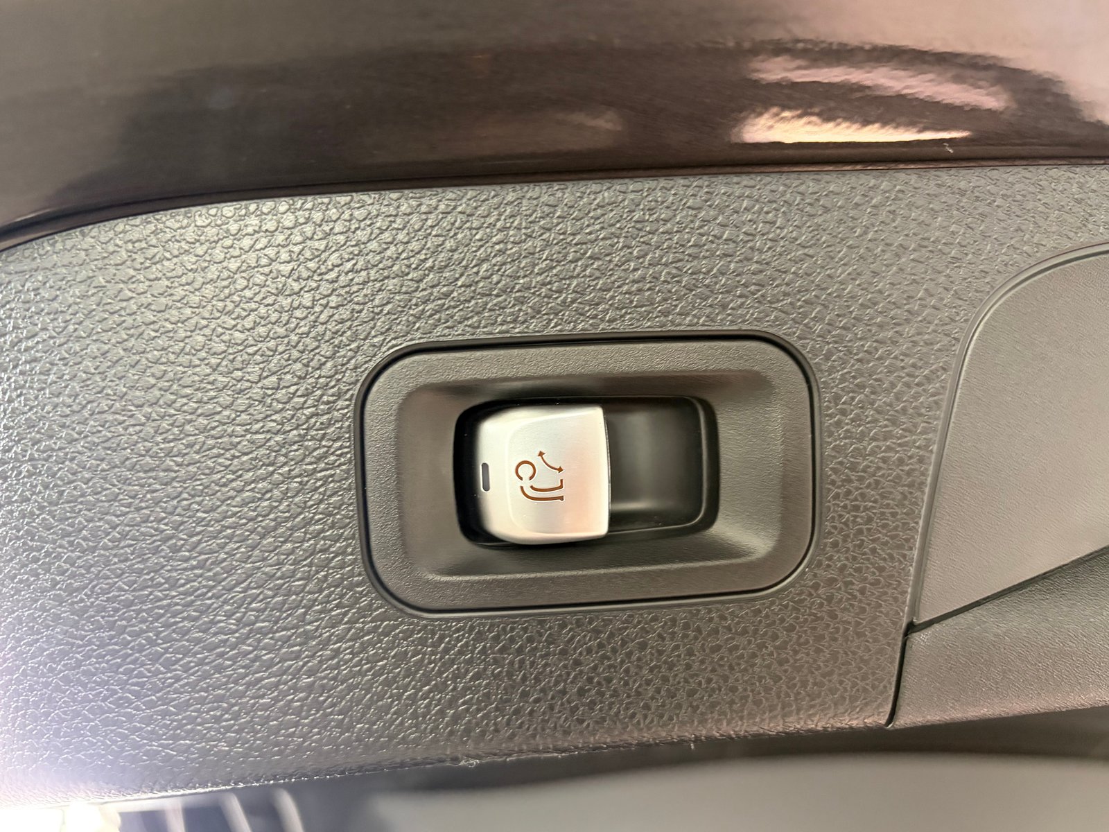 MERCEDES-BENZ EQC 400 4Matic, Électrique, Occasion / Utilisé, Automatique - 7