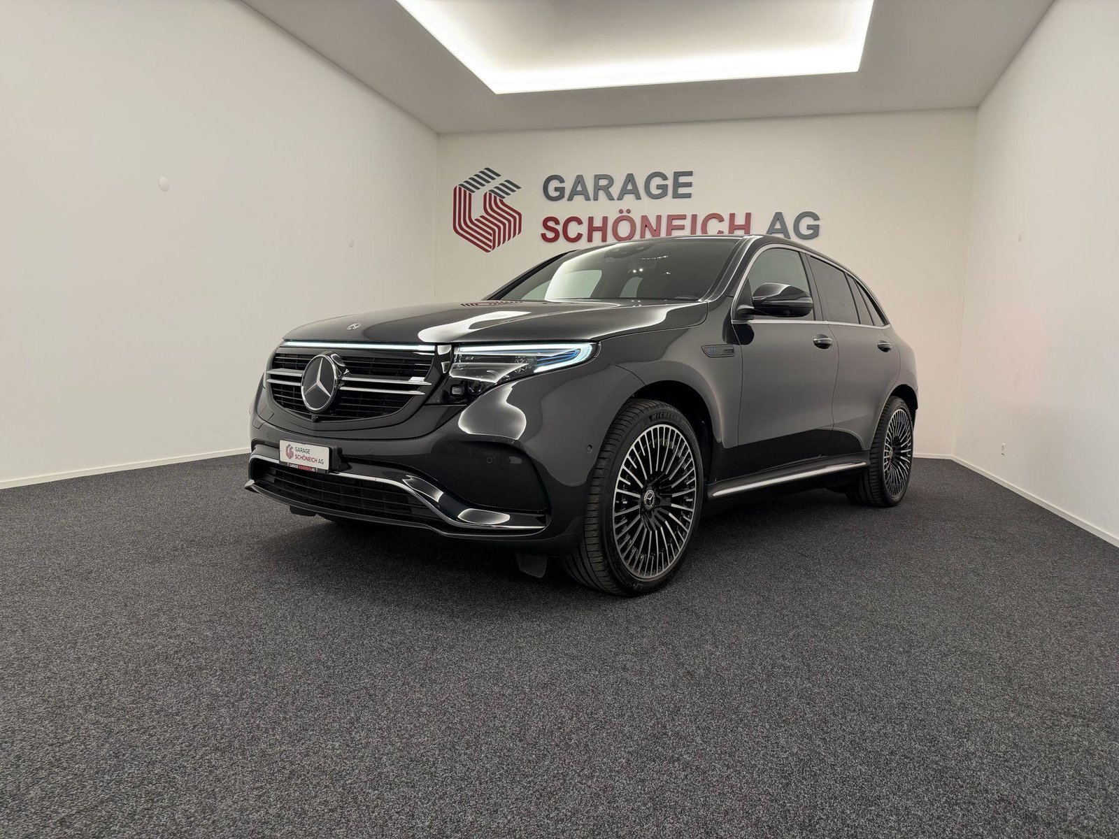 MERCEDES-BENZ EQC 400 AMG Line 4matic