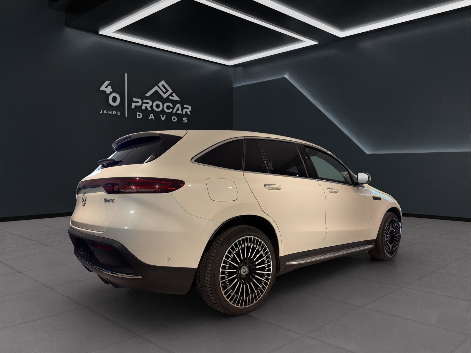 MERCEDES-BENZ EQC 400 AMG Line 4matic, Elettrica, Occasioni / Usate, Automatico - 3
