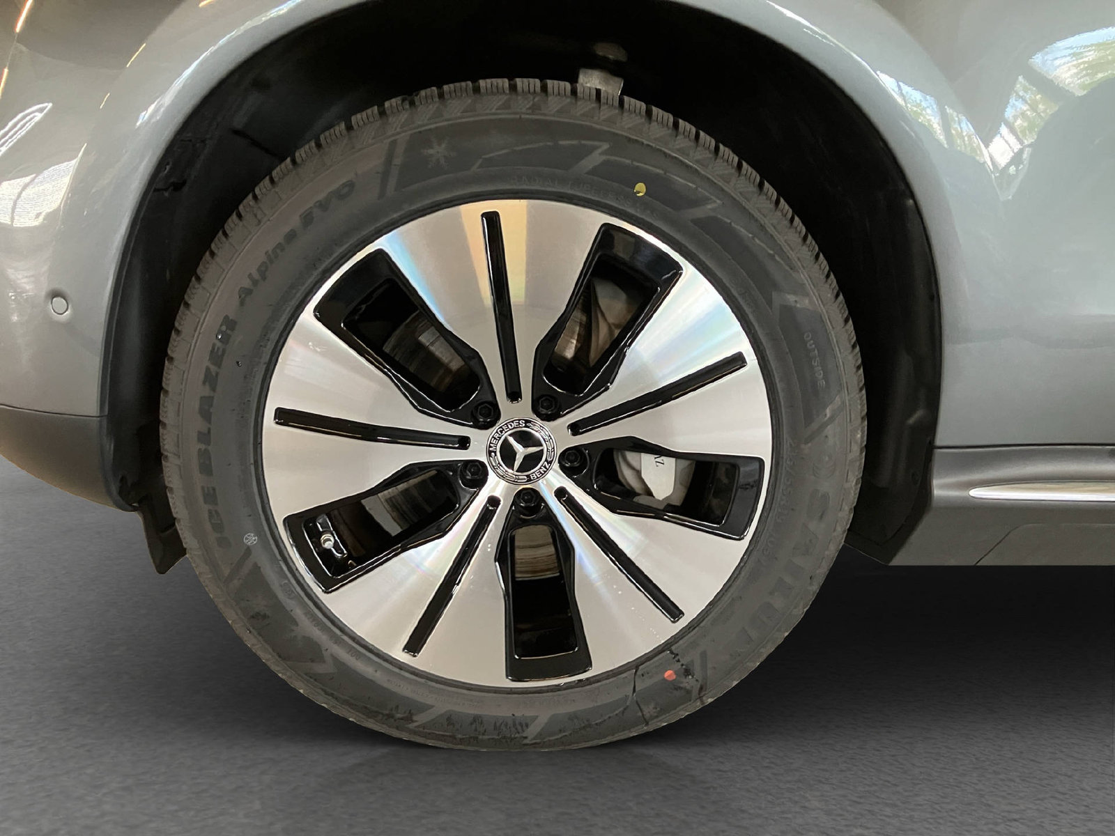 MERCEDES-BENZ EQC 400 4MATIC, Électrique, Occasion / Utilisé, Automatique - 7