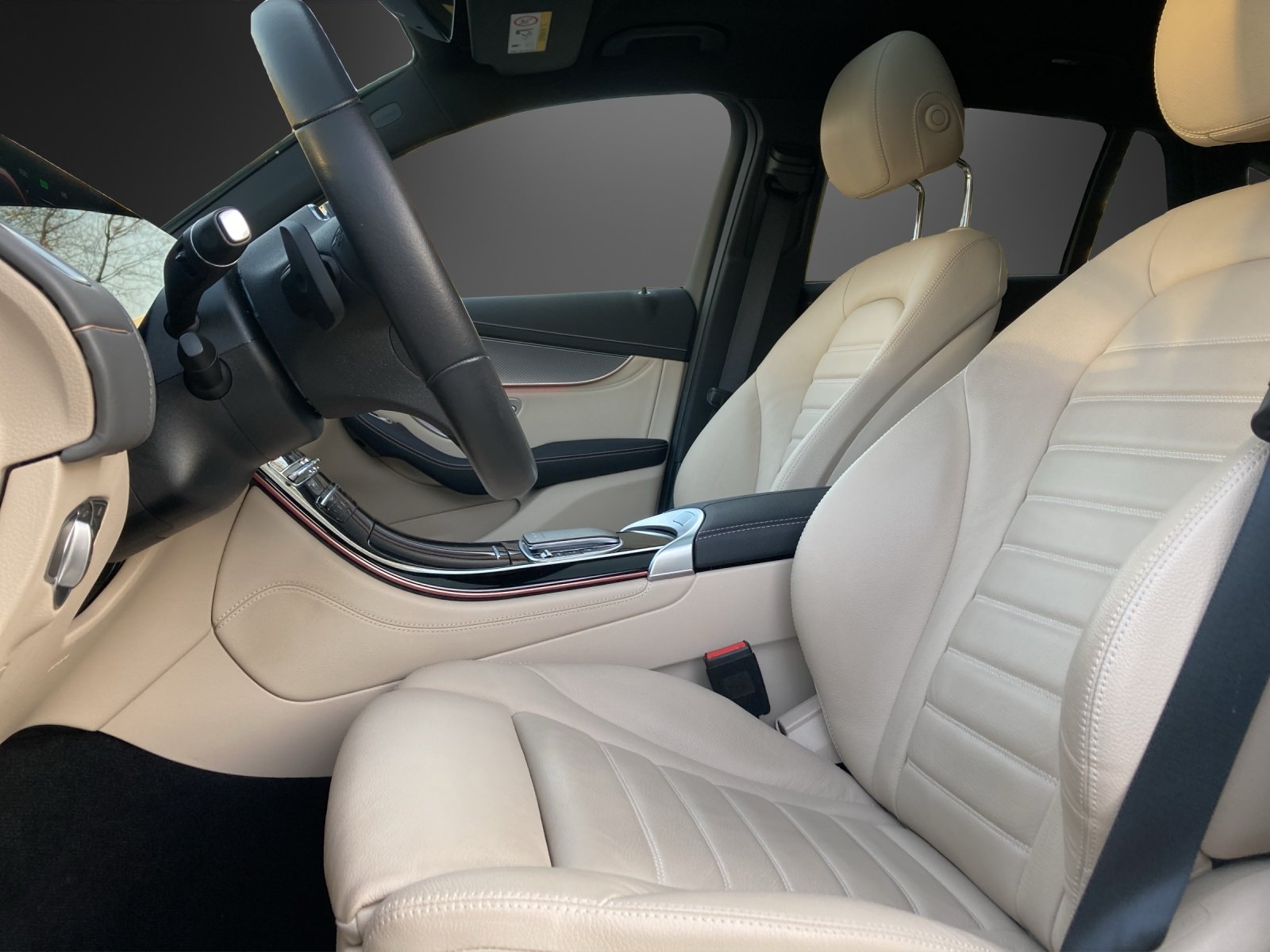 MERCEDES-BENZ EQC 400 4Matic, Elektro, Occasion / Gebraucht, Automatik - 6