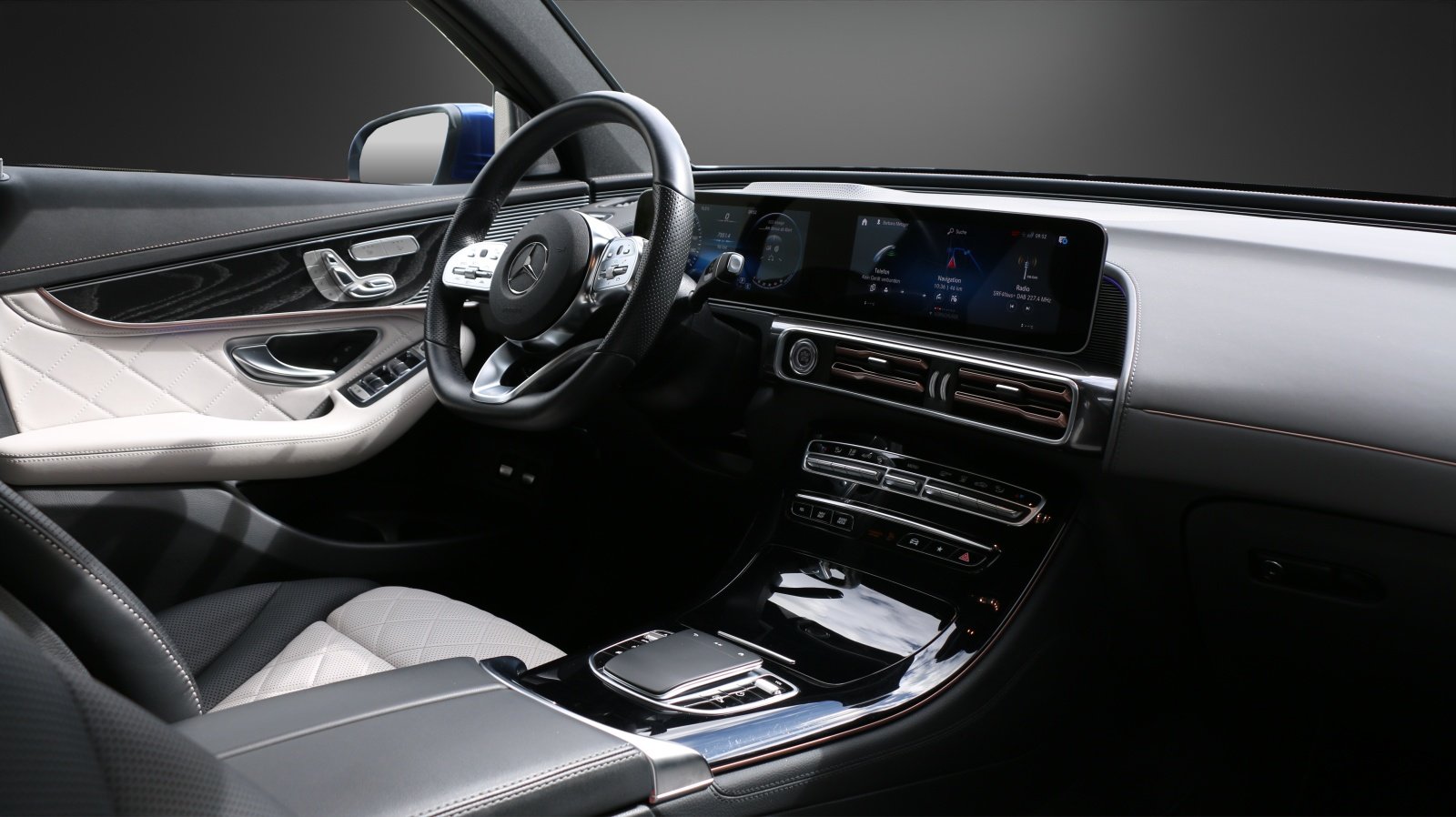 MERCEDES-BENZ EQC 400 4Matic AMG Line, Elektro, Occasion / Gebraucht, Automatik - 7