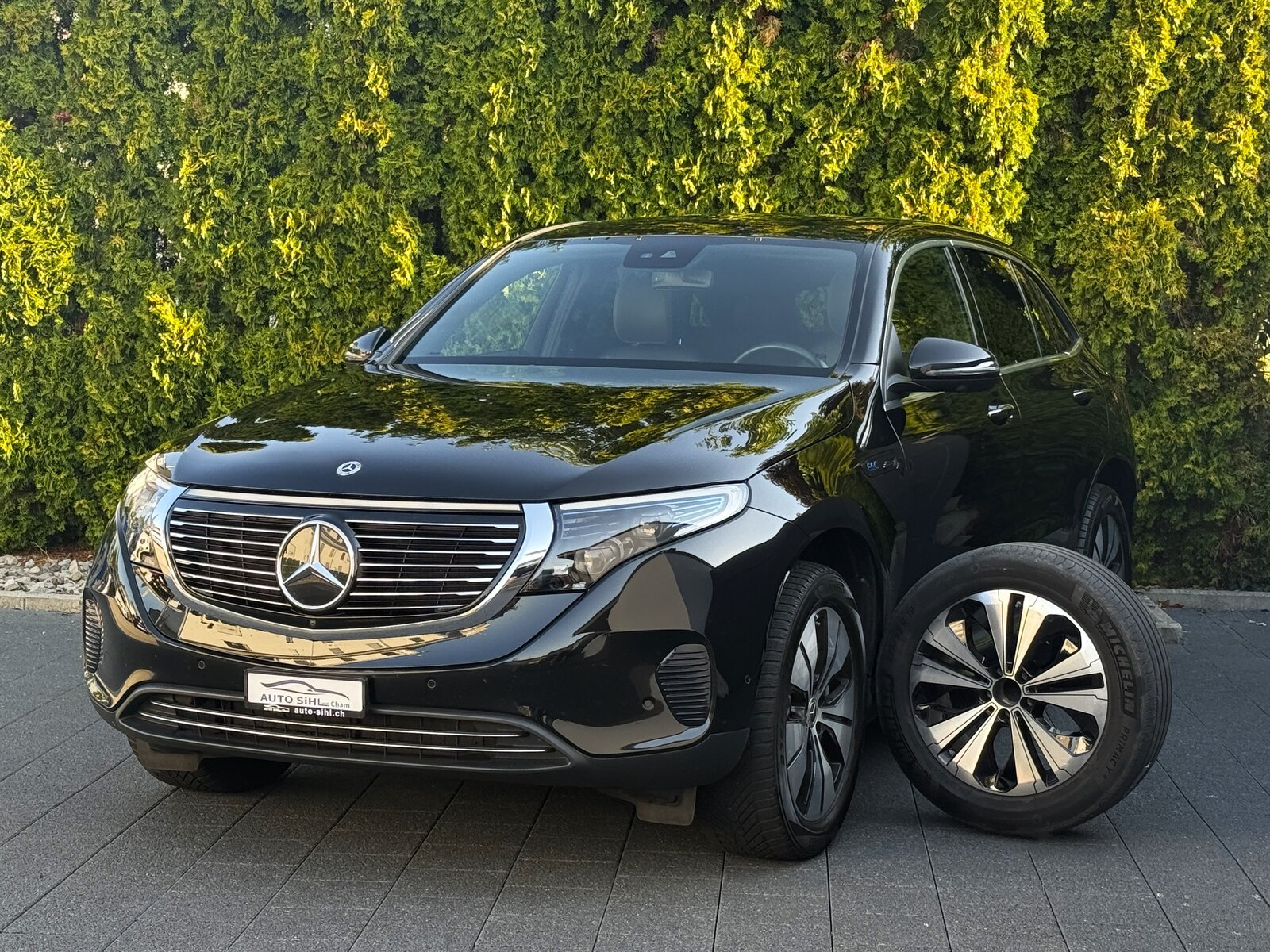 MERCEDES-BENZ EQC 400 4Matic EQ Star / Gratis Service, Elektro, Occasion / Gebraucht, Automatik - 2
