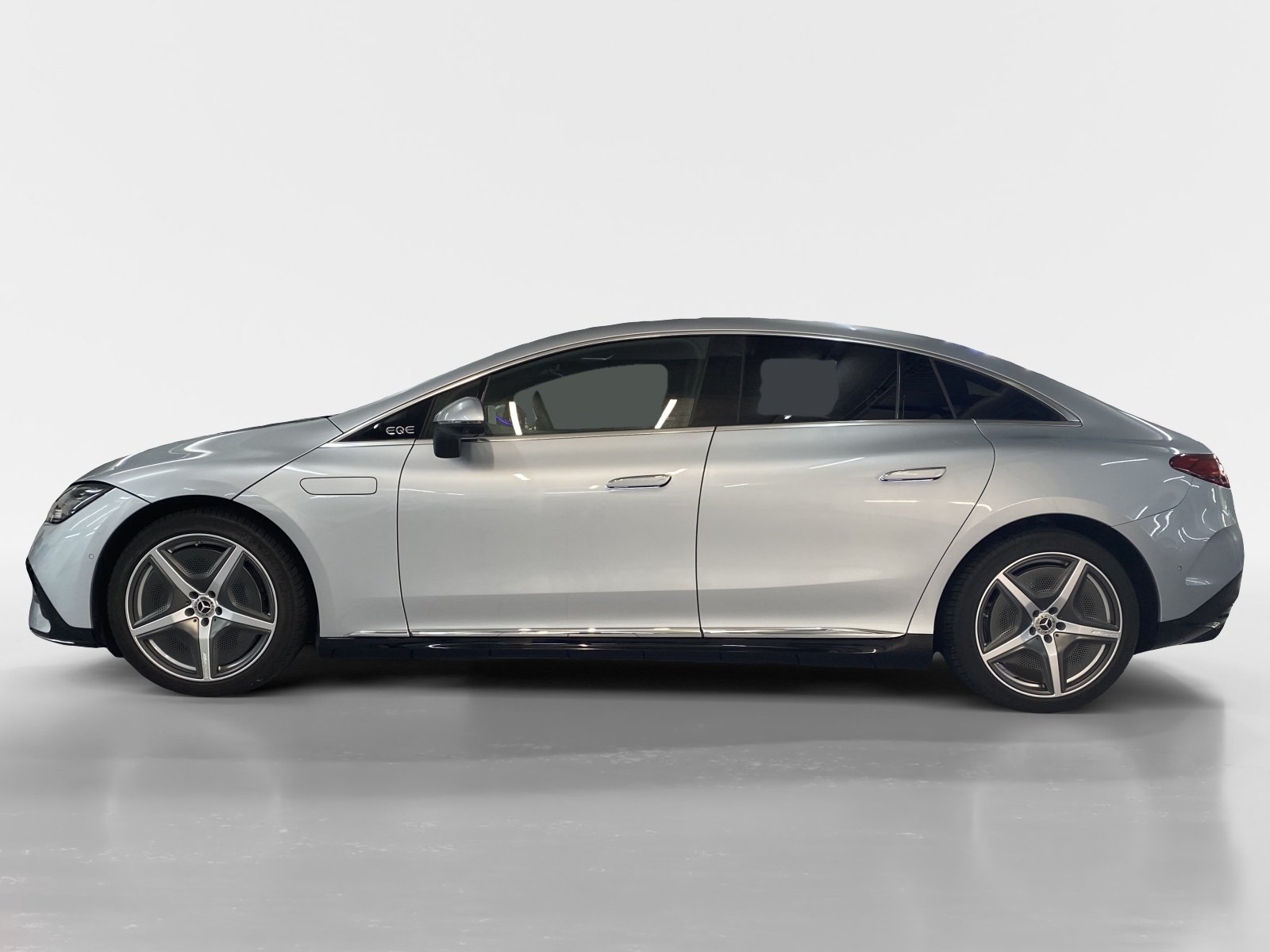 MERCEDES-BENZ EQE 350+ AMG Line, Électrique, Occasion / Utilisé, Automatique - 4