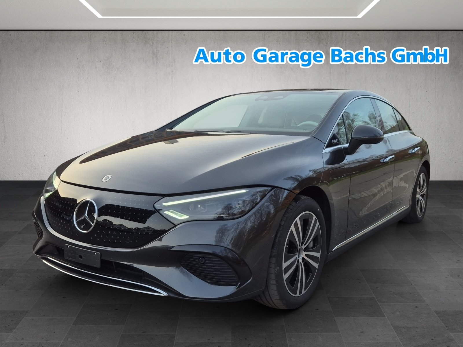 MERCEDES-BENZ EQE 300