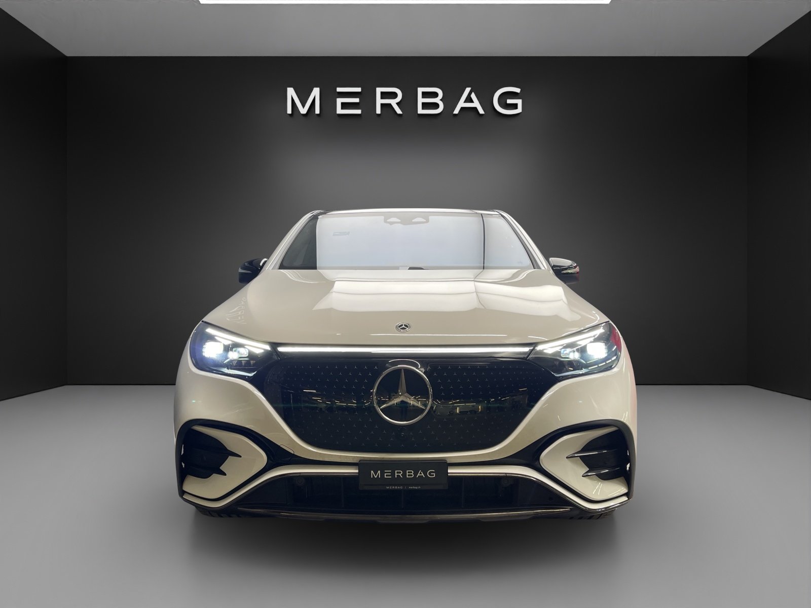 MERCEDES-BENZ EQE SUV 350 4 M Exe. Ed., Elektro, Neuwagen, Automatik - 2