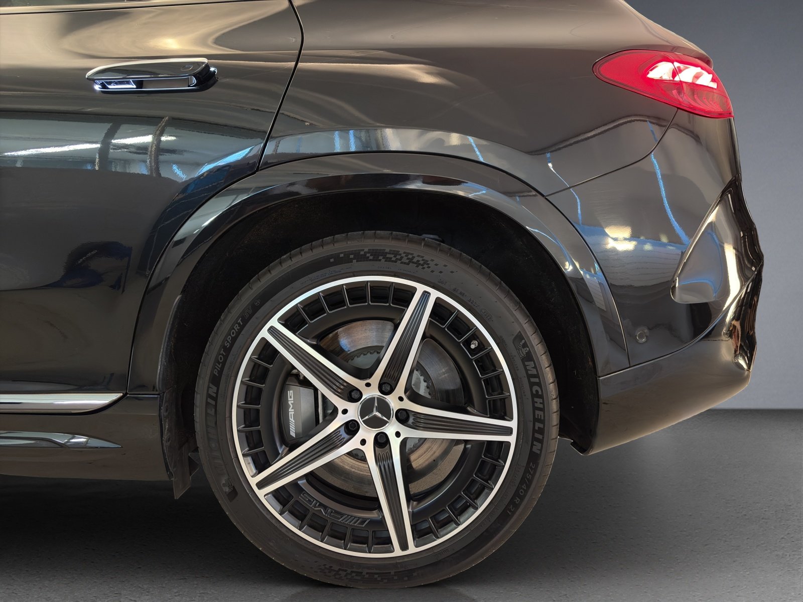 MERCEDES-BENZ EQE SUV AMG 43 4 M Exe.Ed, Elektro, Occasion / Gebraucht, Automatik - 6