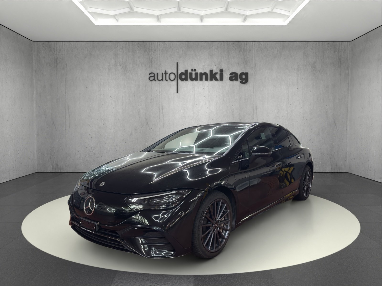 MERCEDES-BENZ EQE 500 4 Matic