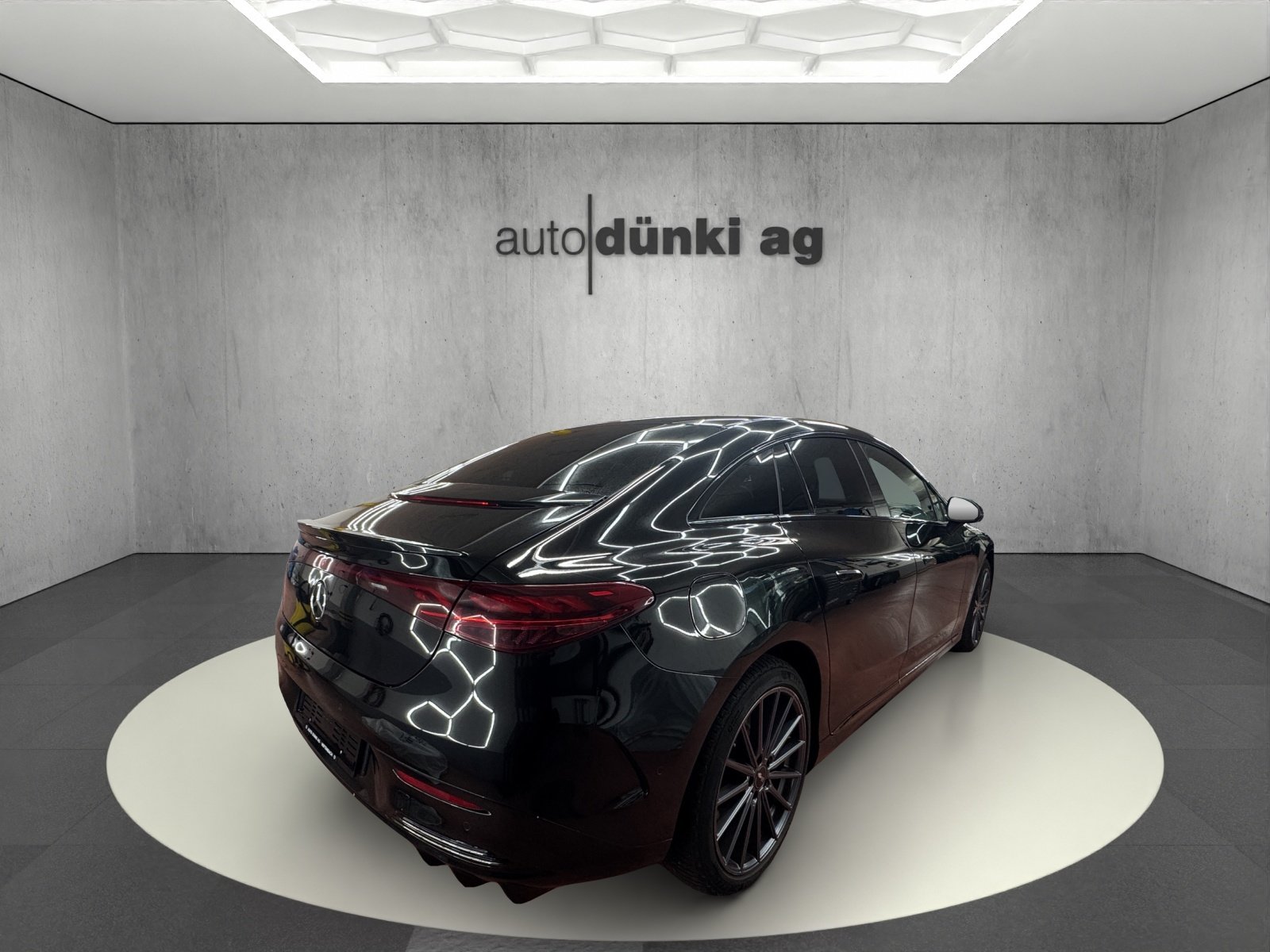 MERCEDES-BENZ EQE 500 4 Matic, Elektro, Occasion / Gebraucht, Automatik - 4