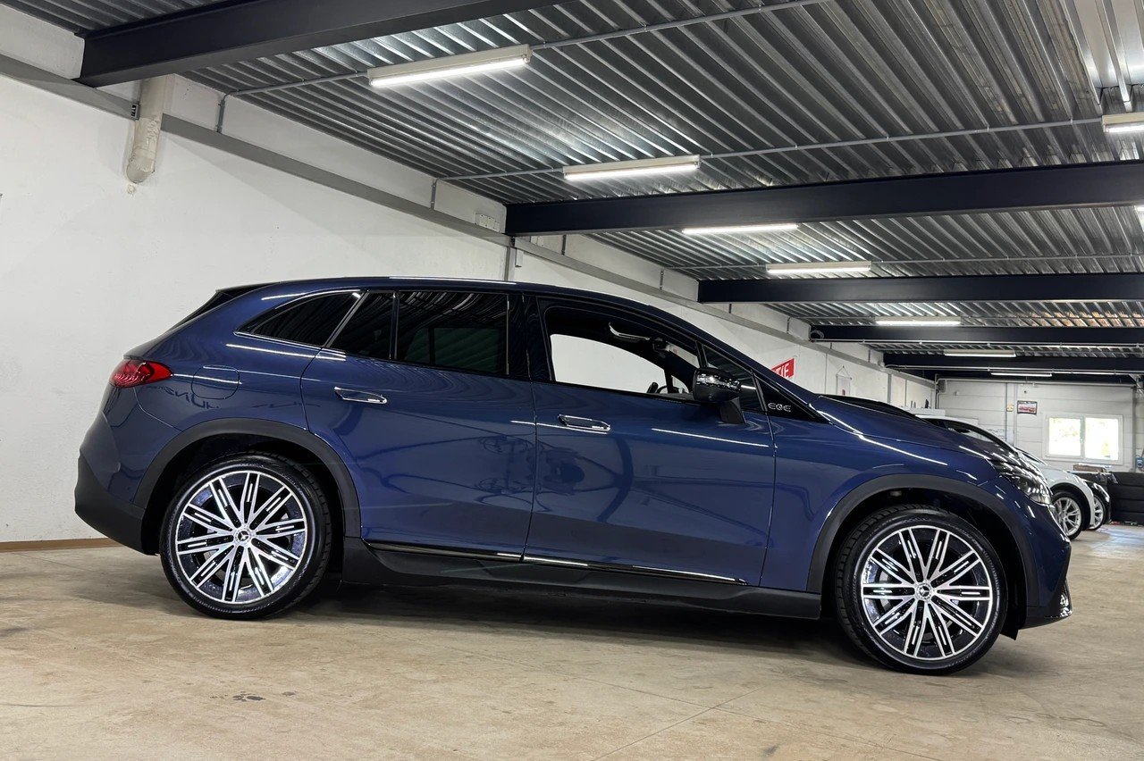 MERCEDES-BENZ EQE SUV 500 4 Matic AMG Executive Edition 408P, Électrique, Occasion / Utilisé, Automatique - 4