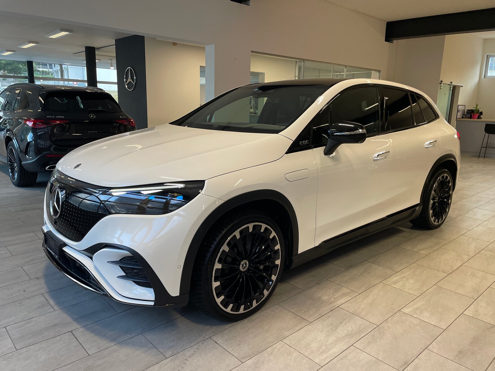 MERCEDES-BENZ EQE SUV 500 4 Matic AMG Line