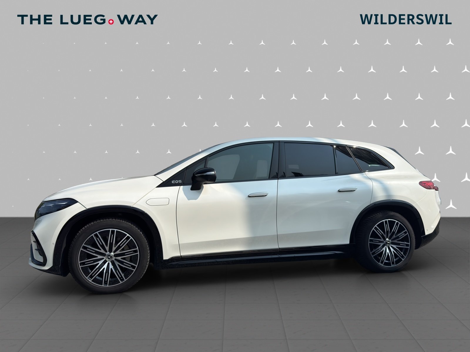 MERCEDES-BENZ EQS 450 SUV 4Matic AMG Line, Elektro, Occasion / Gebraucht, Automatik - 4