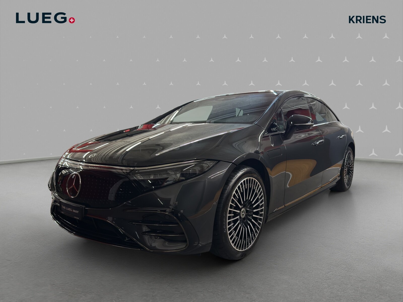 MERCEDES-BENZ EQS 450 4M - AMG / DISTRONIC / 360 Grad Kamera / Head-Up Di