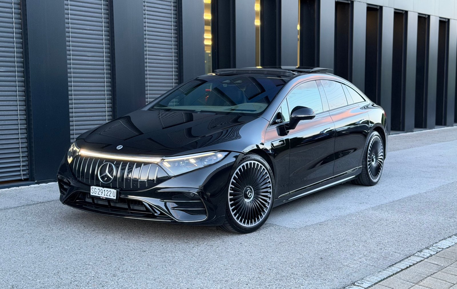MERCEDES-BENZ EQS AMG 53 4Matic+1.Hand*Traumausstattung*CH F