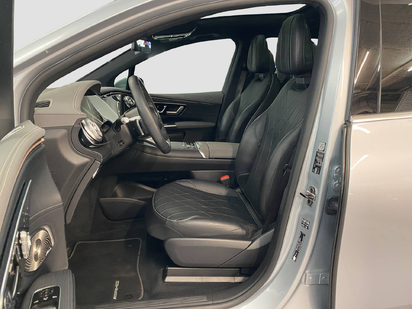 MERCEDES-BENZ EQS 580 AMG Line 4MATIC, Elektro, Occasion / Gebraucht, Automatik - 7