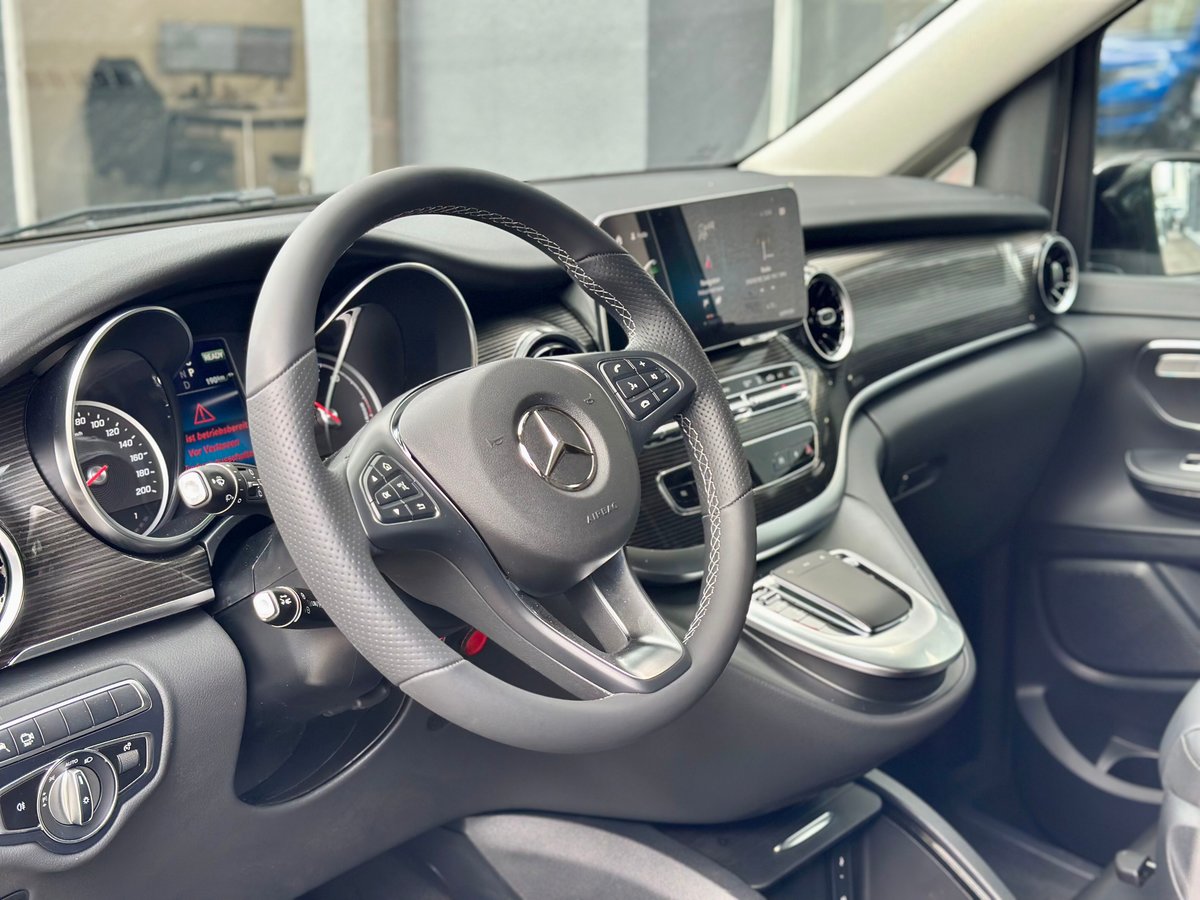 MERCEDES-BENZ EQV 300 lang, Électrique, Occasion / Utilisé, Automatique - 6