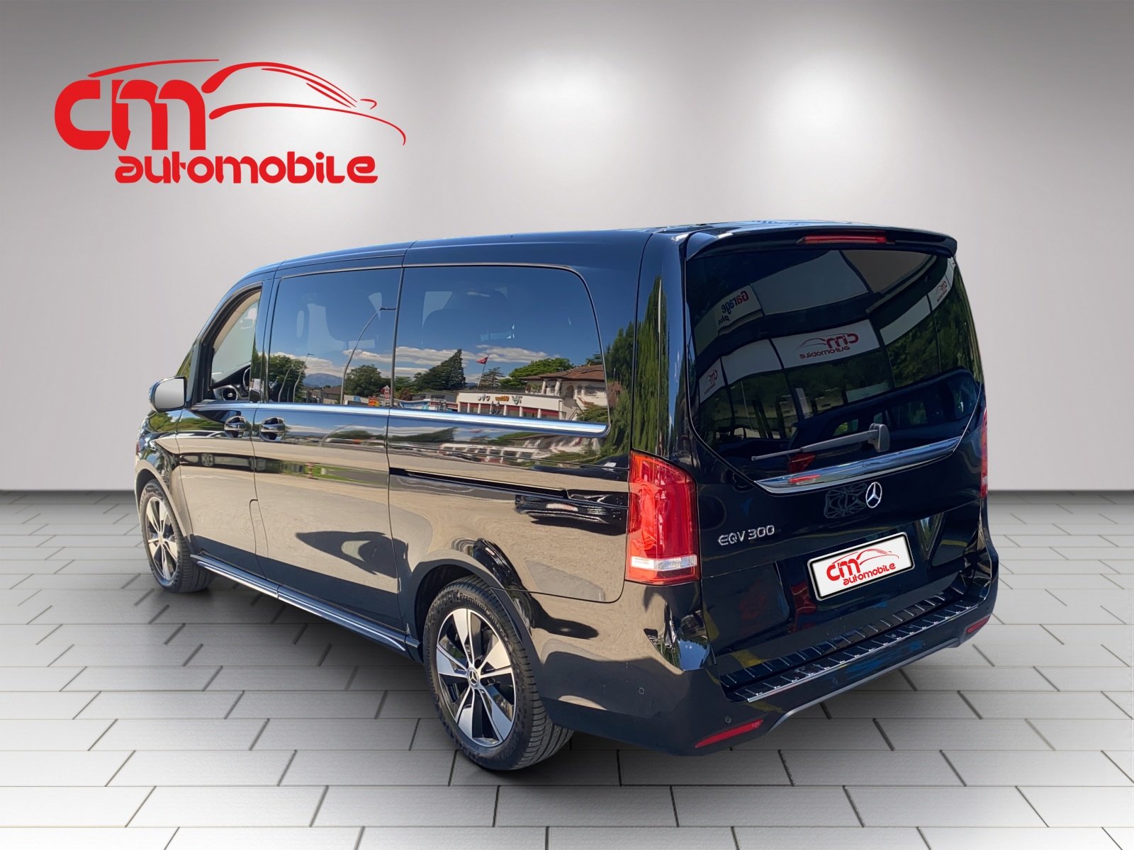 MERCEDES-BENZ EQV 300 Avantgarde lang, Elettrica, Occasioni / Usate, Automatico - 2