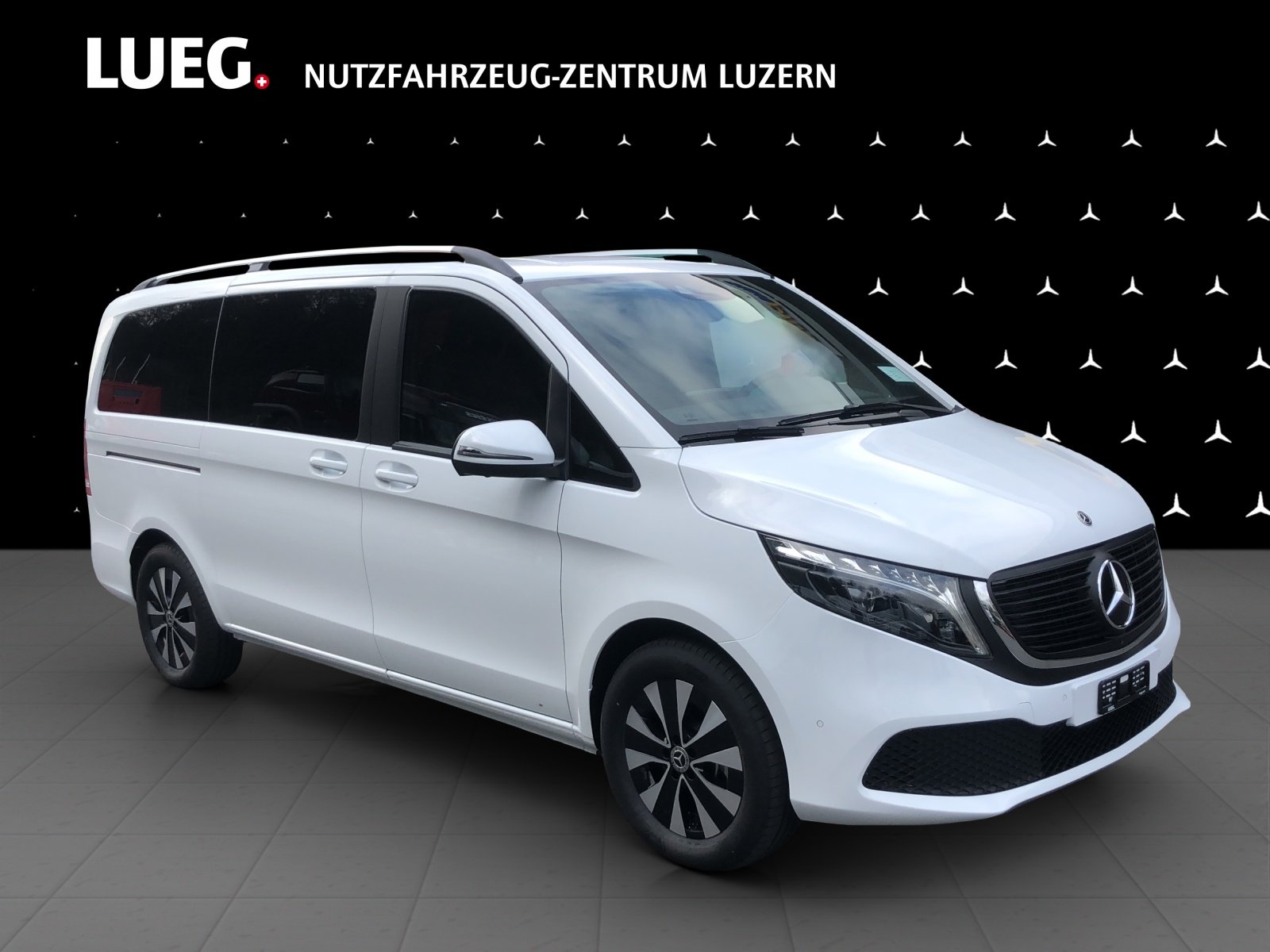 MERCEDES-BENZ EQV 300 lang, Elektro, Vorführwagen, Automatik - 2