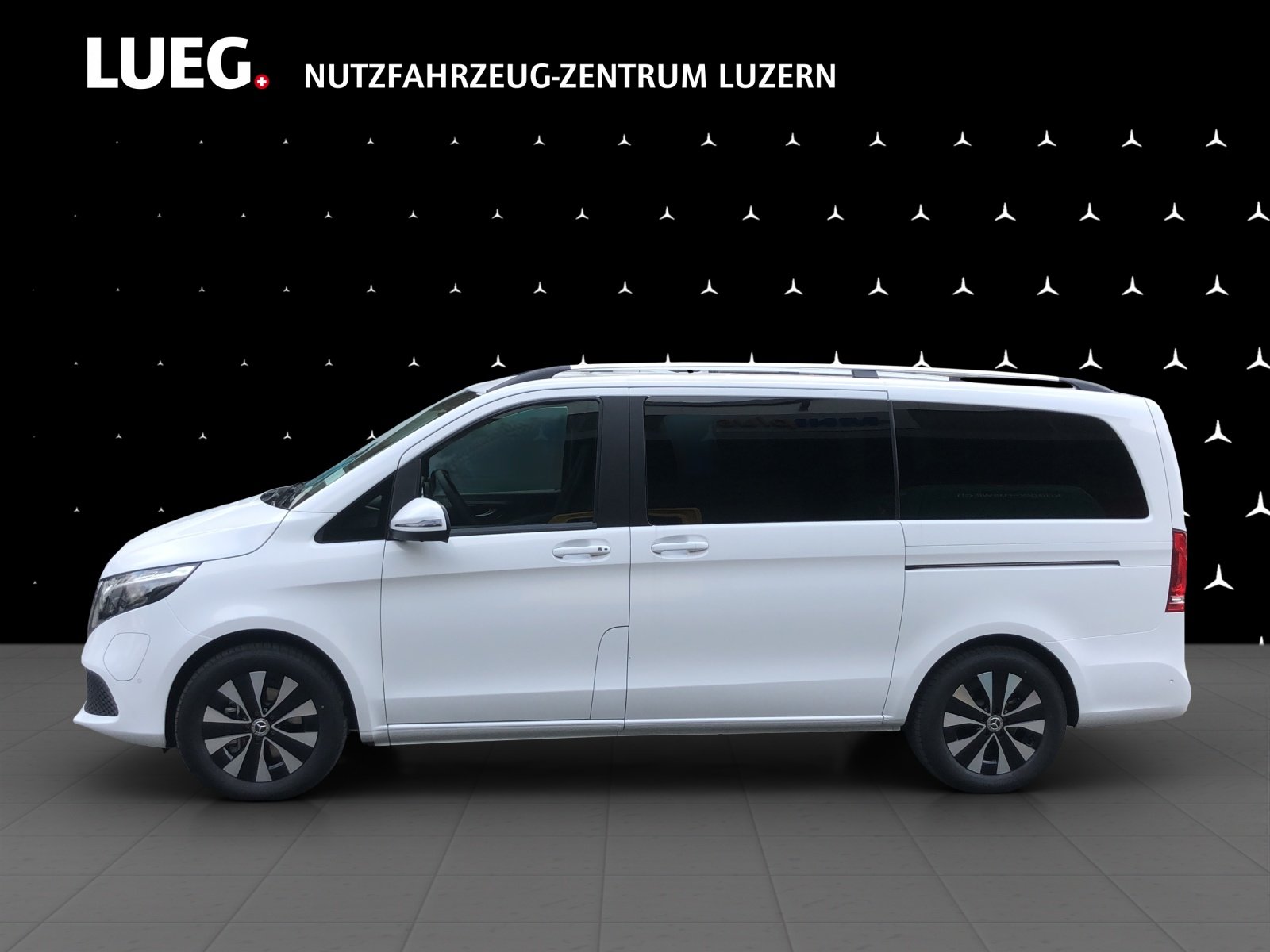 MERCEDES-BENZ EQV 300 lang, Elektro, Vorführwagen, Automatik - 4