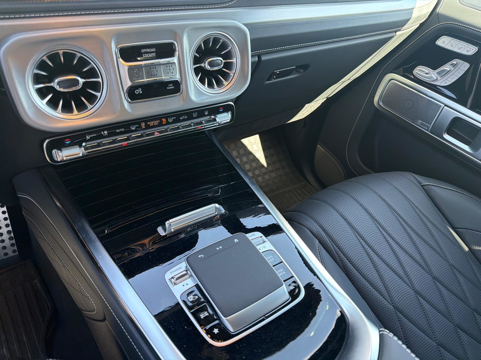 MERCEDES-BENZ G 450 d AMG Line Manufaktur, Hybride Léger Diesel/Électricité, Occasion / Utilisé, Automatique - 5