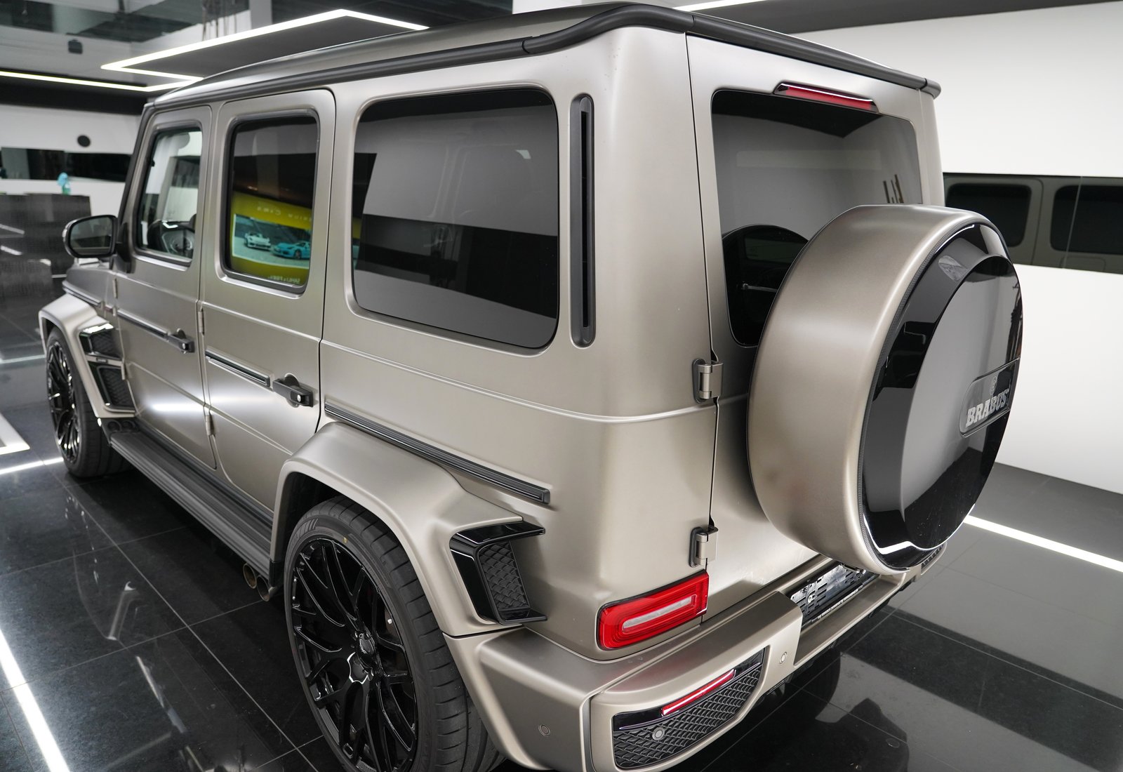 MERCEDES-BENZ G 63 AMG BRABUS WideStar 700, Petrol, Second hand / Used, Automatic - 5