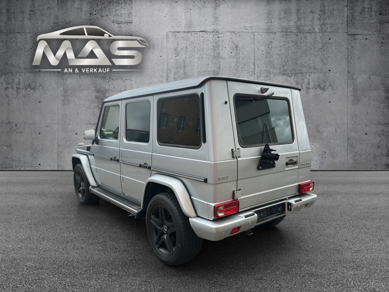 MERCEDES-BENZ G 63 AMG Automatic, Petrol, Second hand / Used, Automatic - 4