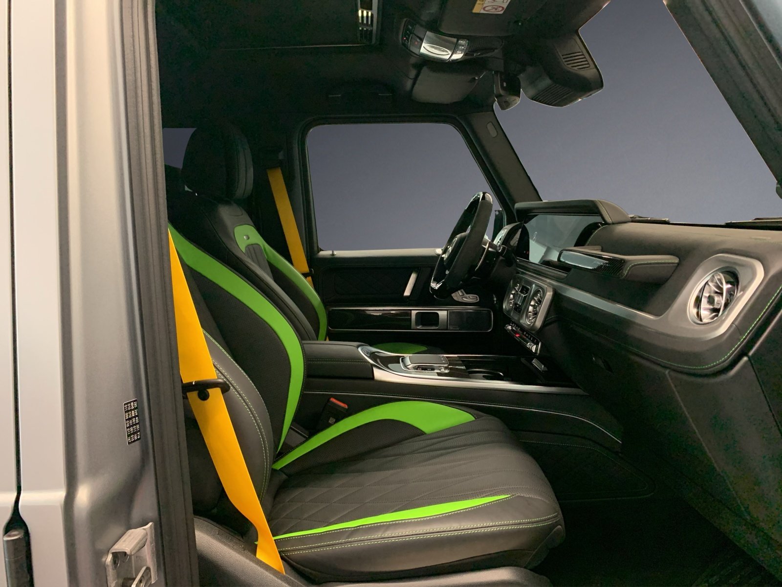 MERCEDES-BENZ G 63 AMG 9G-Tronic, Mild-Hybrid Benzin/Elektro, Occasion / Gebraucht, Automatik - 7