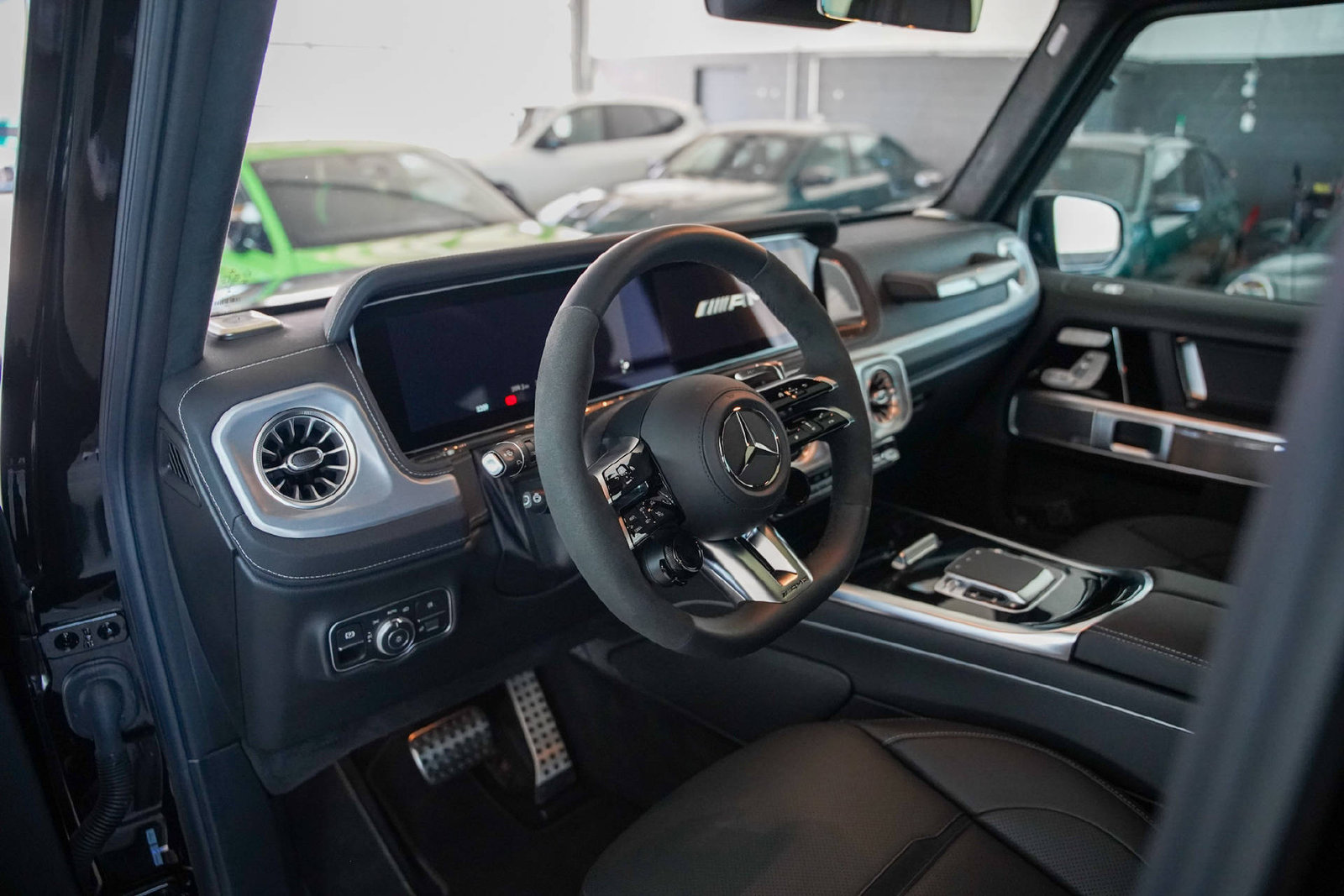 MERCEDES-BENZ G 63 AMG 9G-Tronic Two-Tone, Hybride Léger Essence/Électricité, Occasion / Utilisé, Automatique - 7