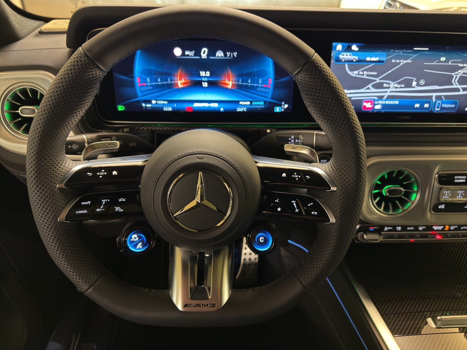 MERCEDES-BENZ G 63 AMG, Hybride Léger Essence/Électricité, Voiture nouvelle, Automatique - 7