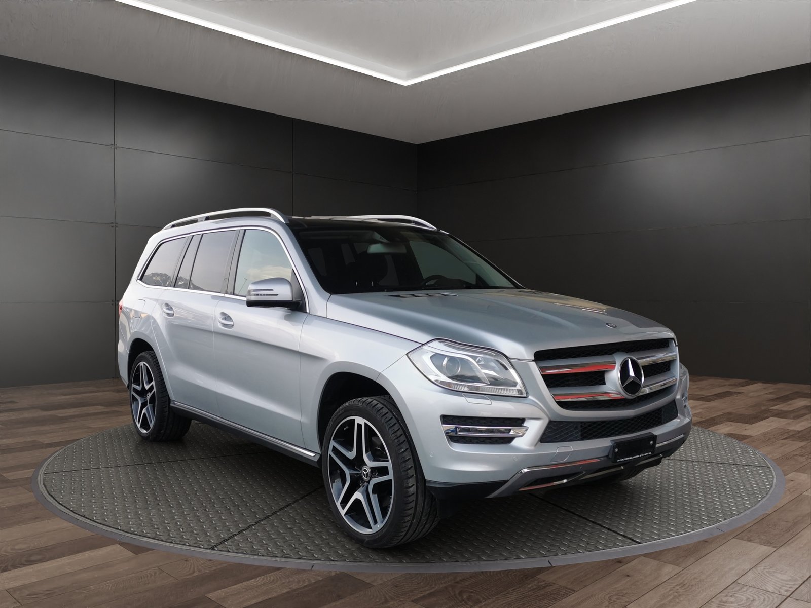 MERCEDES-BENZ GL 350 BlueTEC 4Matic 7G-TRONIC