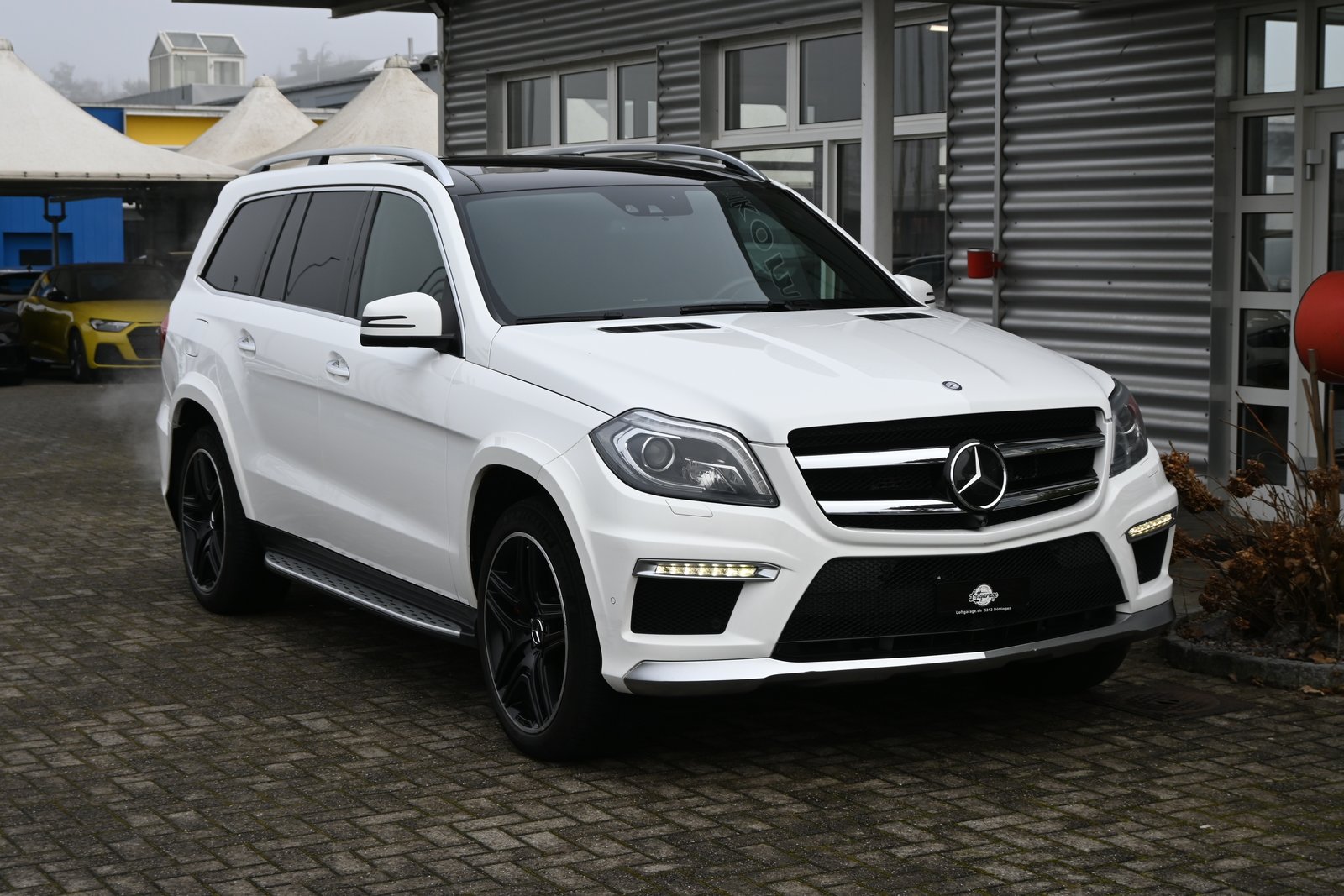 MERCEDES-BENZ GL 63 AMG 4Matic Speedshift Plus 7G-Tronic 7-Plätzer