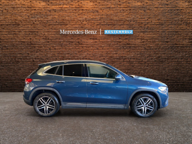 MERCEDES-BENZ GLA 180 Progressive 7G-D, Occasion / Utilisé, Automatique - 3