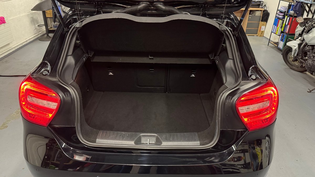 MERCEDES-BENZ GLA 180, Essence, Occasion / Utilisé, Manuelle - 6
