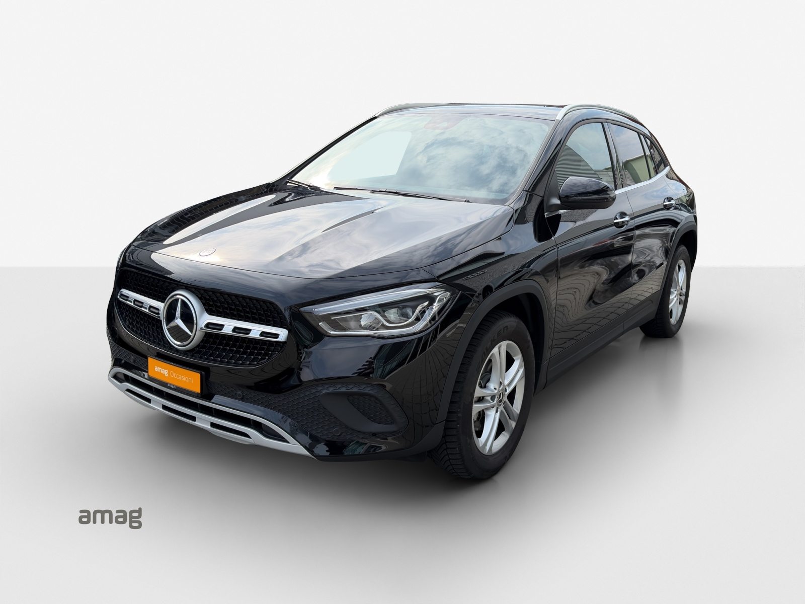 MERCEDES-BENZ GLA 180 Style 7G-DCT