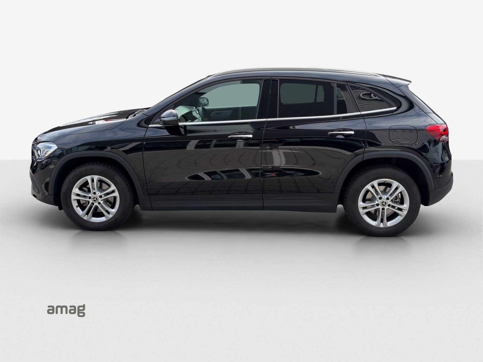 MERCEDES-BENZ GLA 180 Style 7G-DCT, Essence, Occasion / Utilisé, Automatique - 2