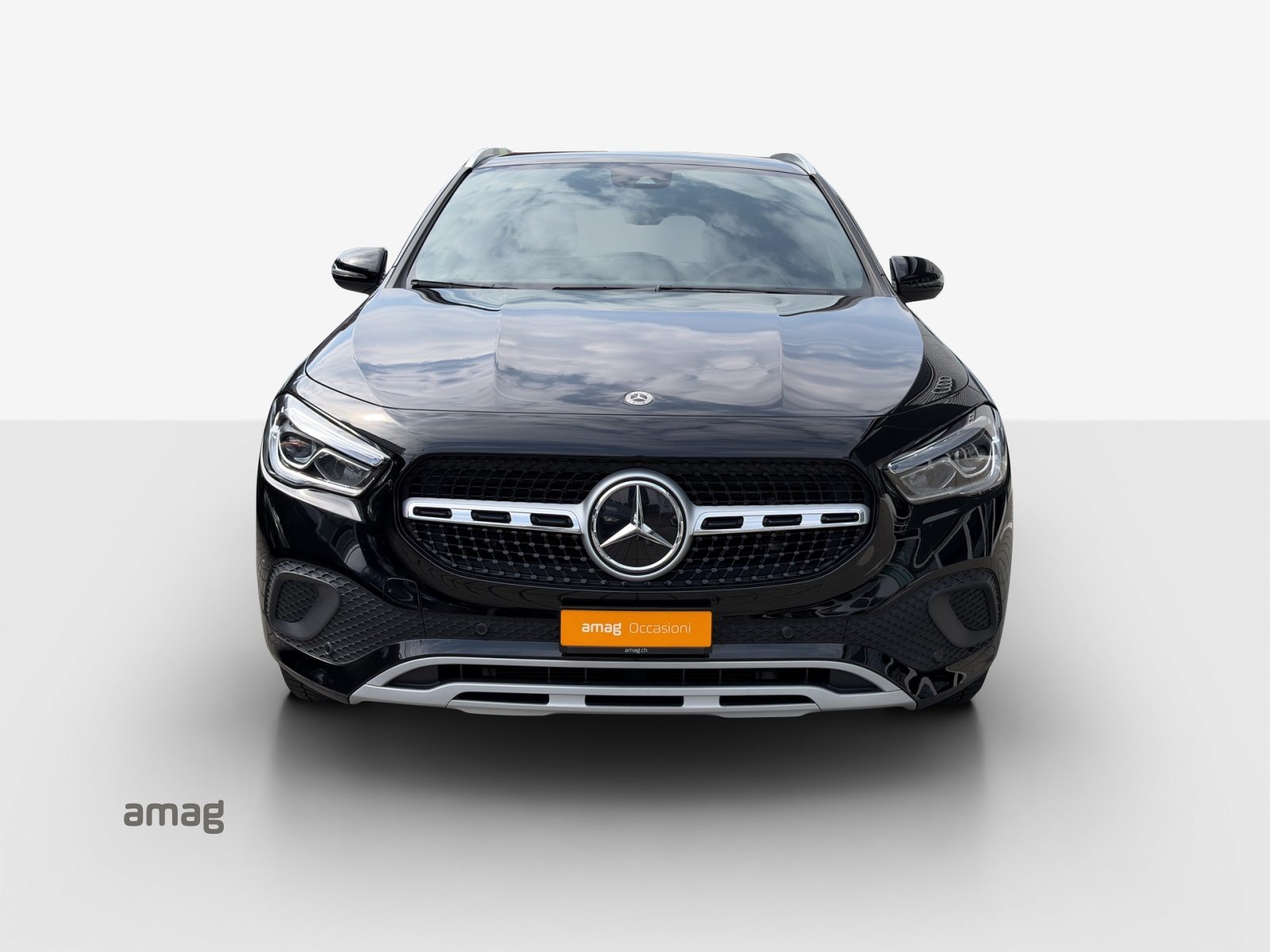 MERCEDES-BENZ GLA 180 Style 7G-DCT, Essence, Occasion / Utilisé, Automatique - 7