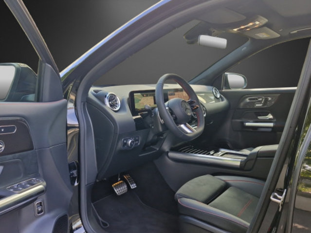MERCEDES-BENZ GLA 180 7G-DCT, Mild-Hybrid Petrol/Electric, New car, Automatic - 7