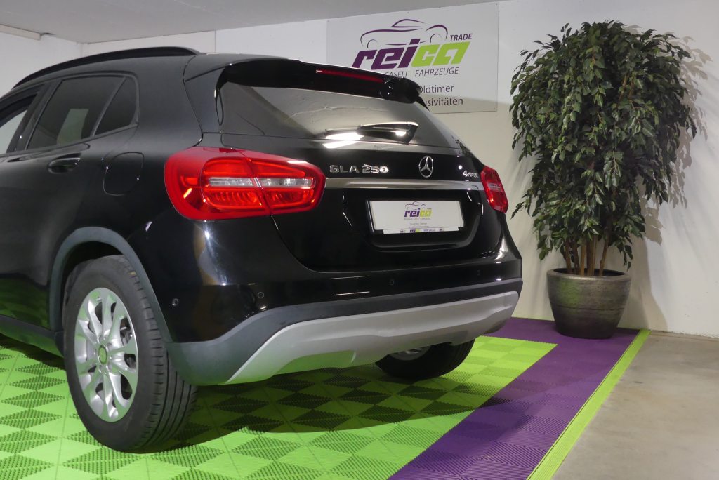 MERCEDES-BENZ GLA 180 GLA 250 4m, Benzin, Occasion / Gebraucht, Automatik - 4