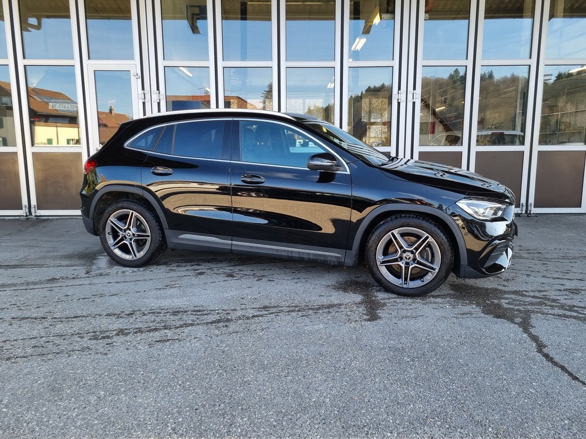 MERCEDES-BENZ GLA 180 AMG Line 7G-DCT, Petrol, Second hand / Used, Automatic - 3