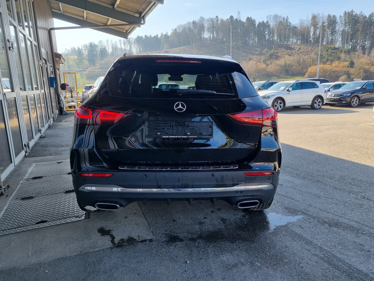 MERCEDES-BENZ GLA 180 AMG Line 7G-DCT, Petrol, Second hand / Used, Automatic - 5
