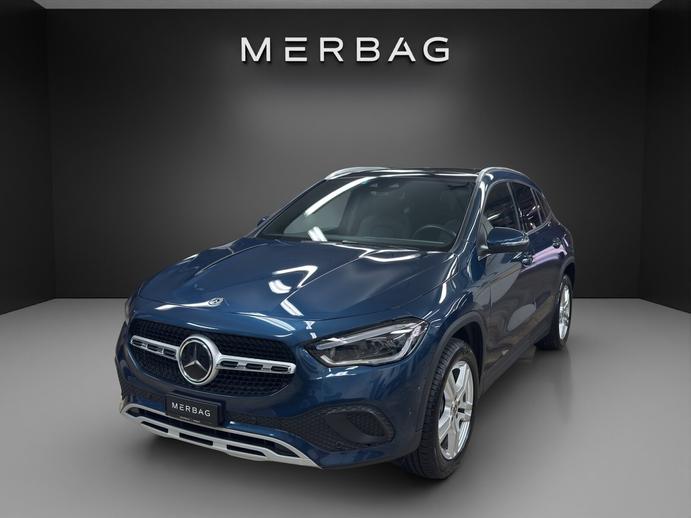 MERCEDES-BENZ GLA 180 Style 7G-DCT, Petrol, Second hand / Used, Automatic