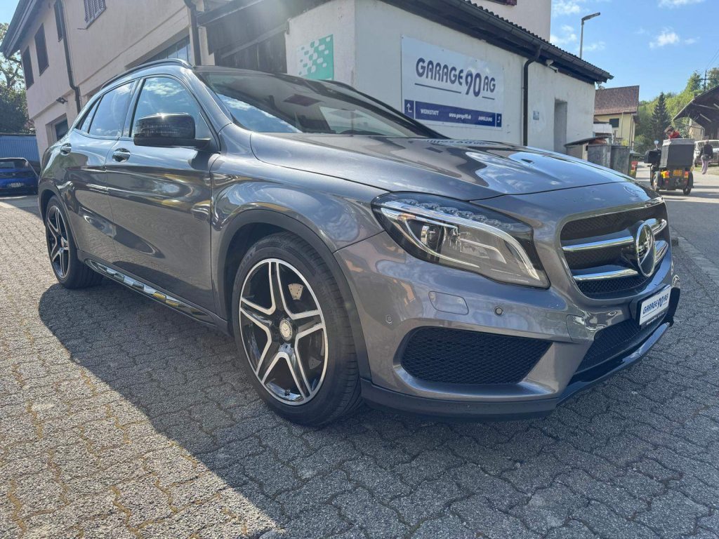 MERCEDES-BENZ GLA 180 GLA 250 AMG Line 4m, Benzin, Occasion / Gebraucht, Automatik - 2
