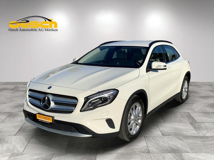 MERCEDES-BENZ GLA 180 Style, Petrol, Second hand / Used, Automatic