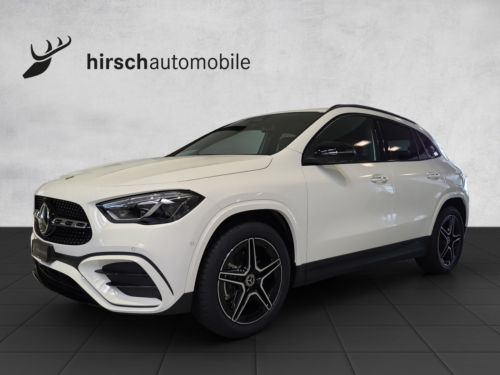 MERCEDES-BENZ GLA 200 Night Star 7G-D