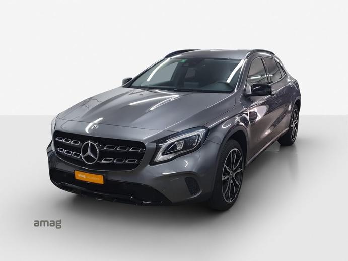 MERCEDES-BENZ GLA 200 Night Star, Petrol, Second hand / Used, Automatic