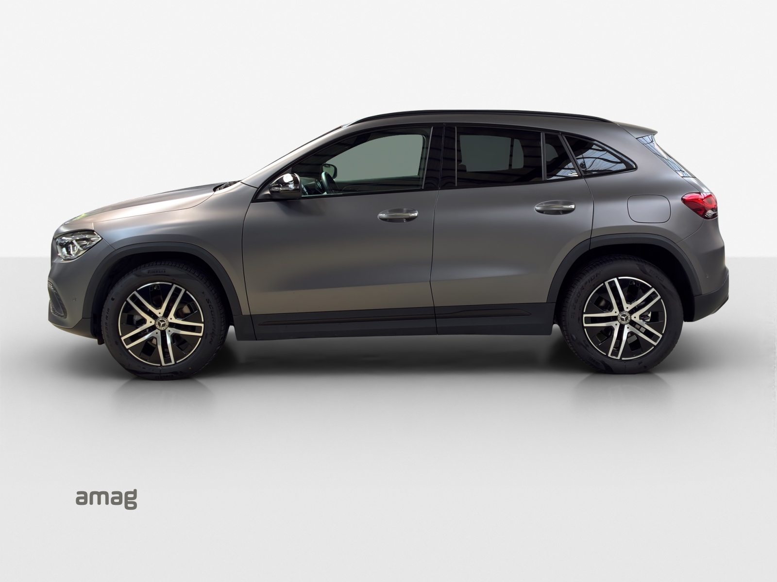 MERCEDES-BENZ GLA 200 Progressive, Benzin, Occasion / Gebraucht, Automatik - 2