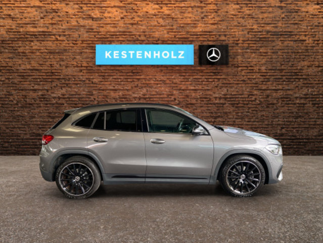 MERCEDES-BENZ GLA 200 AMG Line, Second hand / Used, Automatic - 3