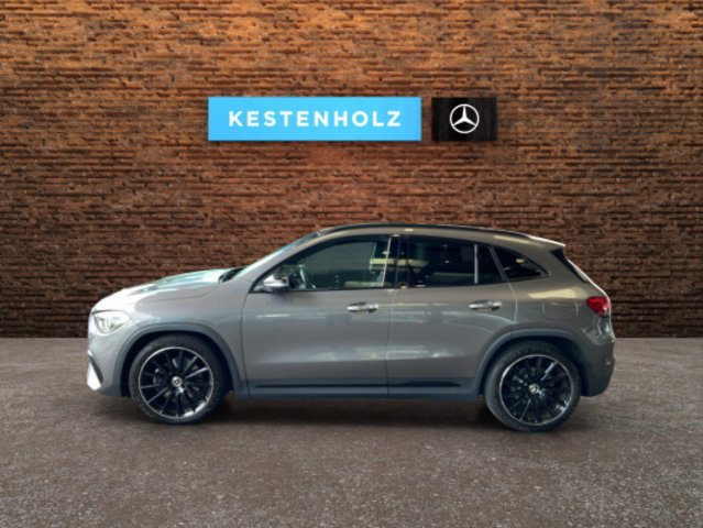 MERCEDES-BENZ GLA 200 AMG Line, Second hand / Used, Automatic - 4