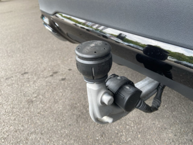 MERCEDES-BENZ GLA 200 7G-DCT, Occasion / Gebraucht, Automatik - 7